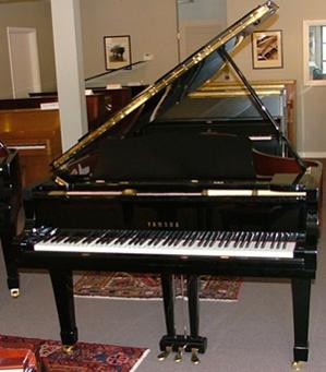 Yamaha C5 Piano